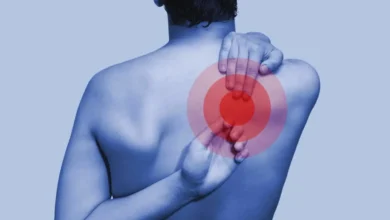 bıçak saplanır gibi sağ sırt ağrısı