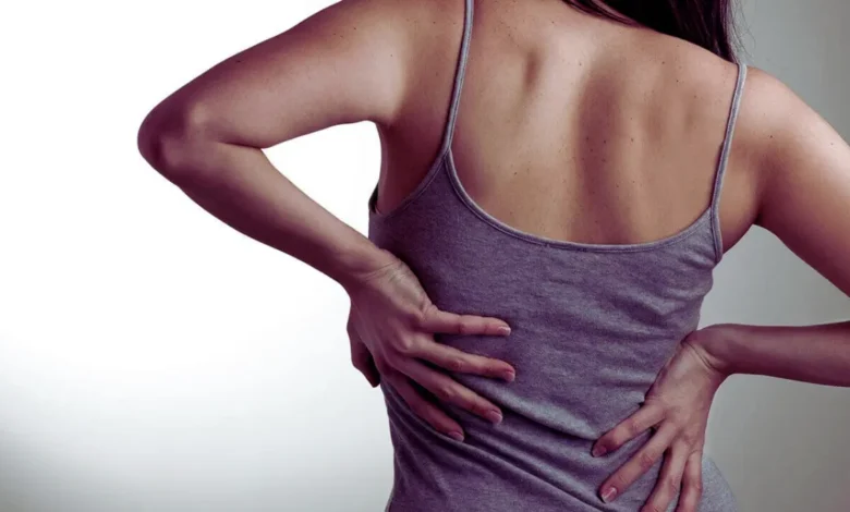 sırtın sol tarafında batma şeklinde ağrı