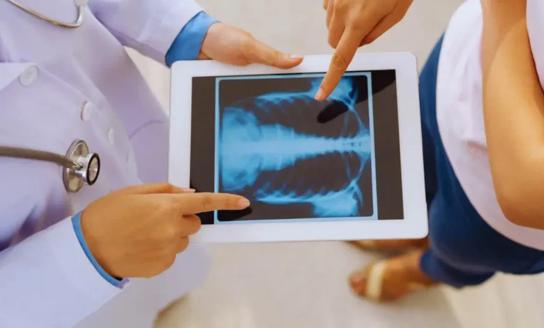 nefes alırken sol kaburga altında ağrı