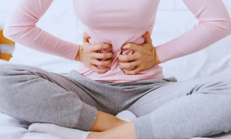 karnın sağ tarafında ağrı