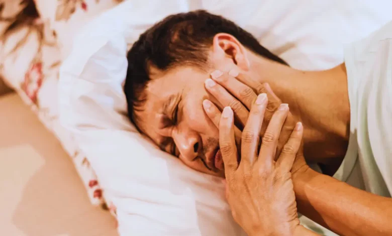 sağ çene ağrısı