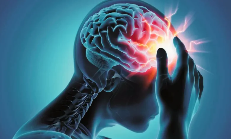 kafada bıçak saplanır gibi ağrı