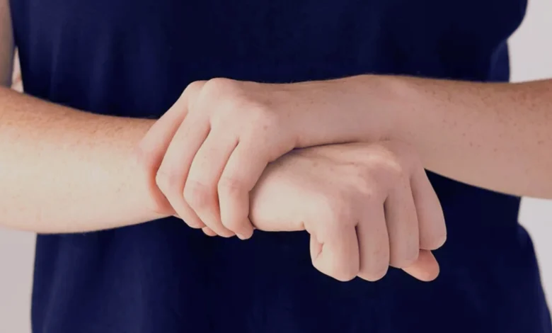 dinmeyen kol ağrısı