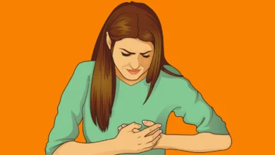 sol göğsün yan tarafında ağrı