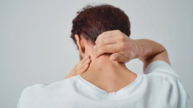 tek taraflı ense ağrısı