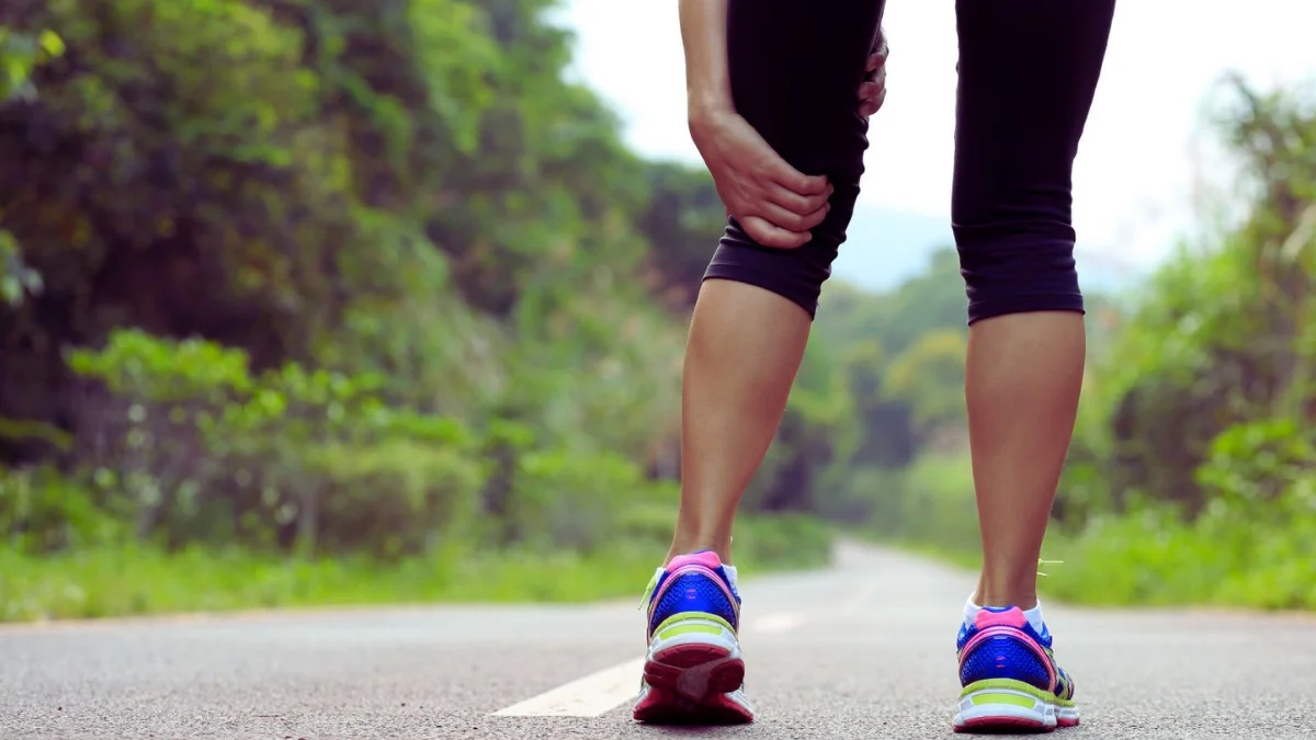 sol bacak ağrısı ve uyuşması