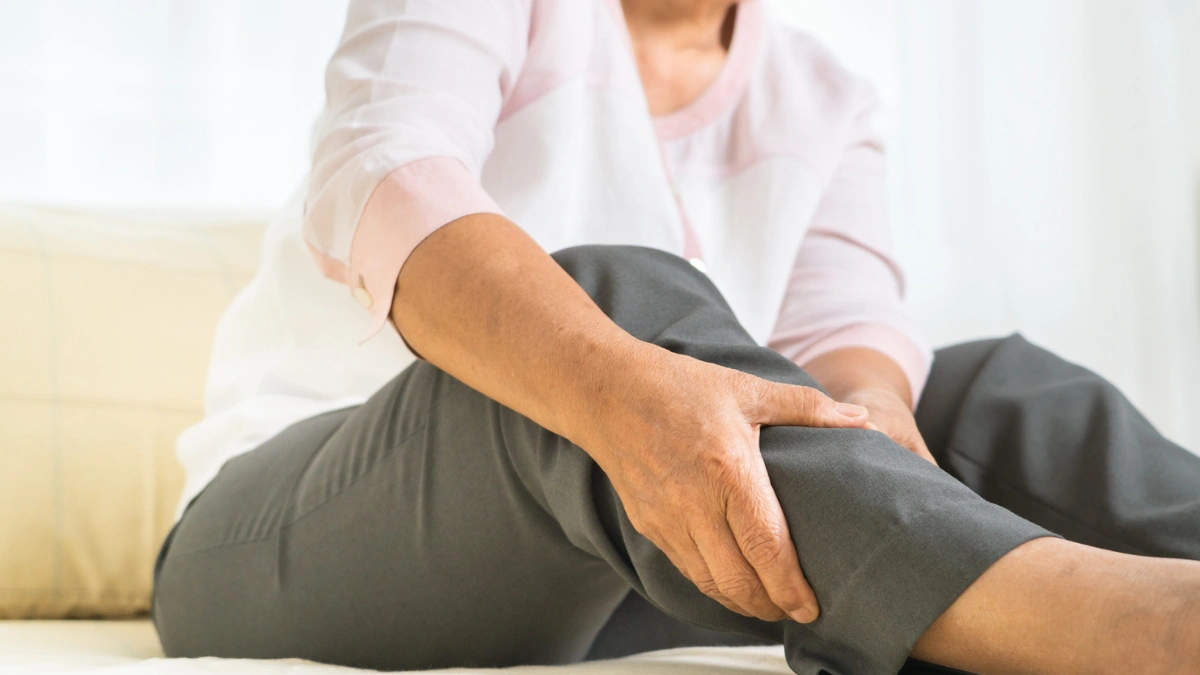 sol bacak uyuşması ve ağrısı